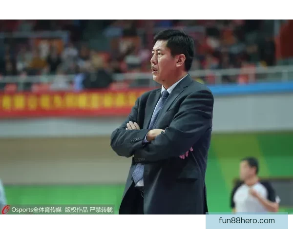 雷霆主帅质疑裁判驱逐 哈滕赛场表现如斗士般耀眼